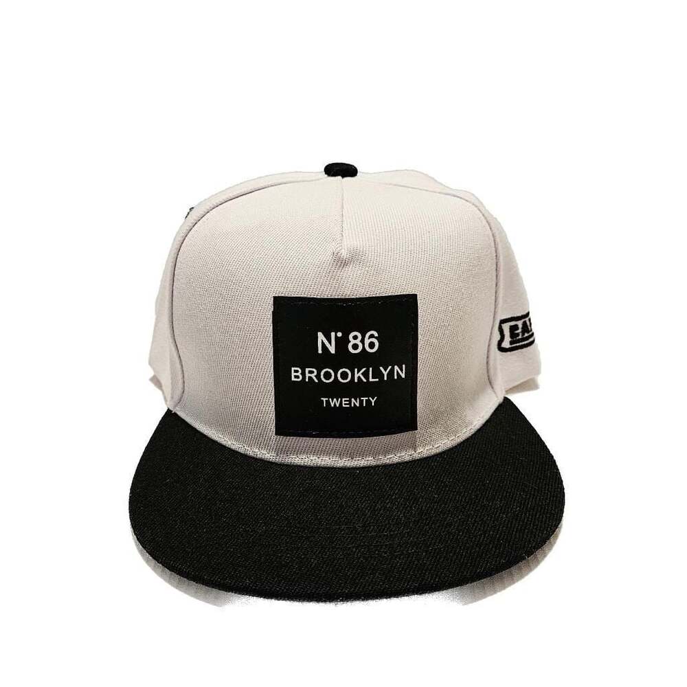 Capten N° 86 Brooklyn Twenty Snapback Baseball Hat Black and White NWOT